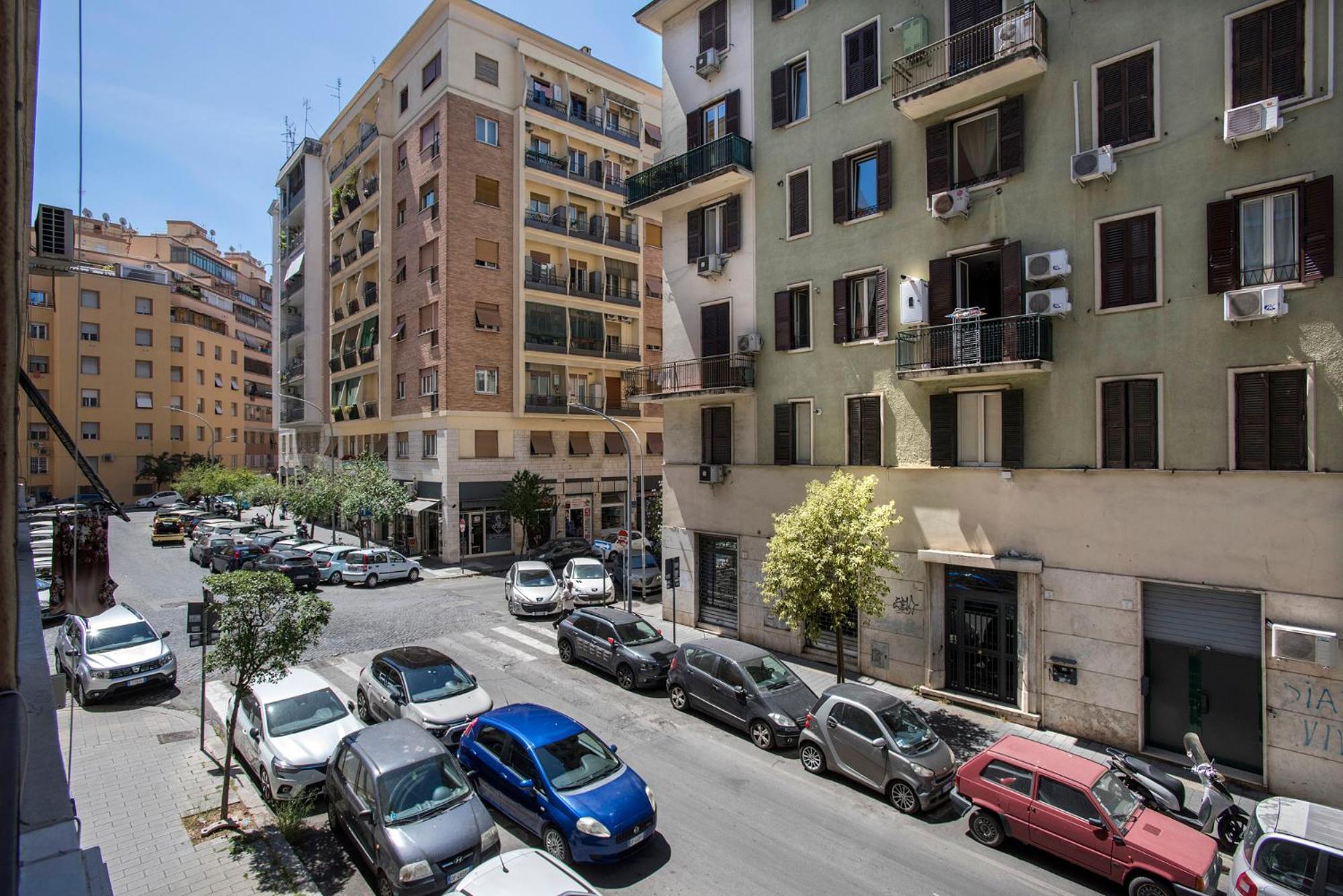 Appia Luxe - A Poche Fermate Del Centro Appartement Rome Buitenkant foto